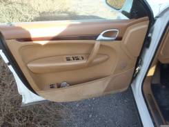 Обшивка двери. Porsche Cayenne