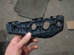 Крепление бампера. Toyota Corolla, CE140, ZRE142, ZRE151, ZRE152, NDE150, ZZE150, AZE141, ZZE141, ZZE142, ADE150, NZE141 Двигатели: 1ZRFE, 2ZRFE, 2AZF...