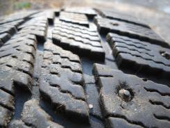 Nokian Hakkapeliitta 2. Зимние, шипованные, износ: 30%, 1 шт