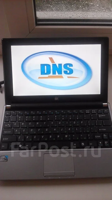 DNS Mini 0123871. 10.1", ��� 8 ��, ���� 318���, WiFi: 1, Bluetooth: 1, ����������� �� 10��. ����