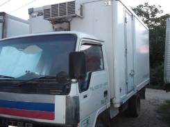 Mitsubishi Canter. Грузовик-рефрижератор, 4 200 куб. см., 2 200 кг.