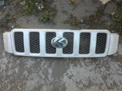 Решетка радиатора. Toyota Kluger V