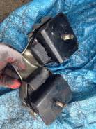 Подушка двигателя. Subaru Forester, SF5, SF6, SF9, SG, SG5, SG6, SG69, SG9, SG9L Subaru Legacy, BD2, BD3, BD4, BD5, BD9, BE5, BG2, BG3, BG4, BG5, BG7...