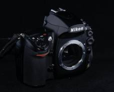 Nikon D700 Body. 10 - 14.9 , :   
