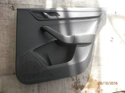 Обшивка двери. Skoda Rapid
