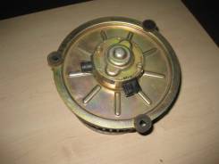 Мотор печки. Mazda Ford Freda, SGEWF, SGL3F, SGLRF, SG5WF, SGL5F, SGLWF, SGE3F Mazda Bongo Friendee, SGE3, SGLW, SG5W, SGEW, SGLR, SGL5, SGL3