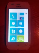 Nokia Lumia 710. �/�