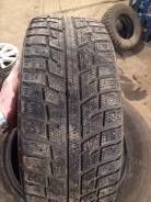 Kumho I'Zen KW22. Зимние, шипованные, износ: 70%, 1 шт