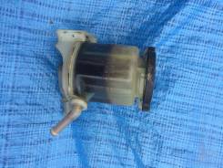 Бачок гидроусилителя руля. Toyota Harrier, ACU30, ACU35W, ACU35, ACU30W Двигатель 2AZFE