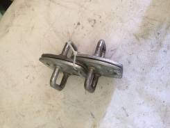 Крепление крышки багажника. Toyota: Aurion, iQ, Avensis, Corolla, Innova, Tundra, Caldina, Tarago, bB, Alphard, Premio, Mark X, Corolla Axio, XA, Camr...