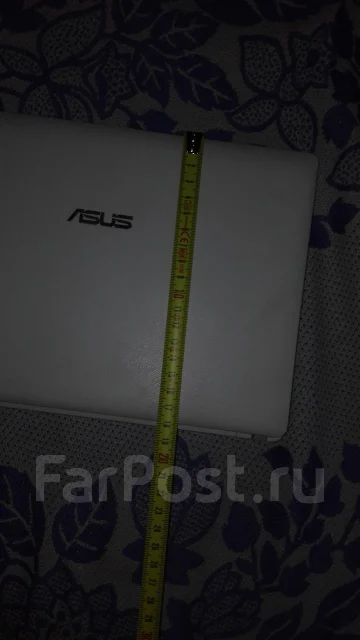 Asus Eee PC X101CH. 20", 22 222 222 222����, ��� 3072 ��, ���� 300���, WiFi: 1, Bluetooth: 1 ����