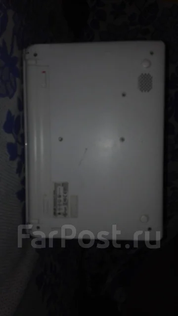 Asus Eee PC X101CH. 20", 22 222 222 222����, ��� 3072 ��, ���� 300���, WiFi: 1, Bluetooth: 1 ����