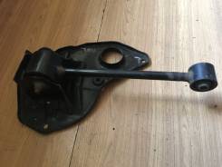 Рычаг подвески. Nissan Homy Elgrand, ALE50, AVWE50, AVE50, ALWE50 Nissan Elgrand, ATE50, APE50, AVWE50, AVE50, ALE50, ALWE50, APWE50, ATWE50 Isuzu Far...
