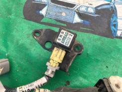 Датчик airbag. Toyota Wish, ANE10G, ANE11W, ZNE10G, ZNE14G