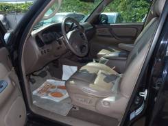 Блок предохранителей салона. Toyota Sequoia, UCK45, UCK35 Двигатель 2UZFE