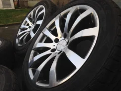 Tomason. 8.5x18", 5x114.3, ET40, �� 72,6���. ����