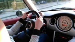 Mini Cooper. WMWRC310X0TB91276, D065R315