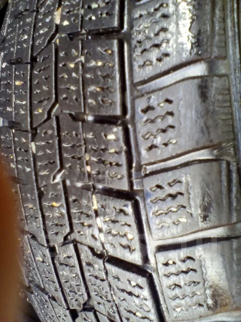 Dunlop Axiom Plus. ������, ��� �����, 2005 ���, �/�, ����� 40 % ����