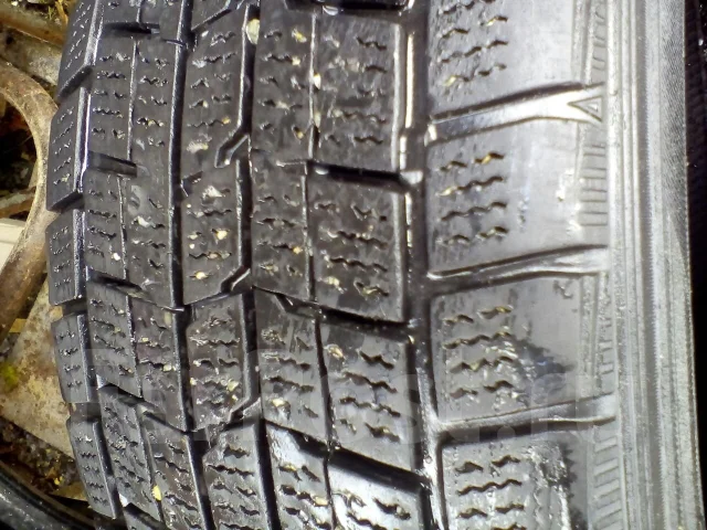 Dunlop Axiom Plus. ������, ��� �����, 2005 ���, �/�, ����� 40 % ����
