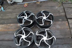 Brock. x15", 5x114.3 ����