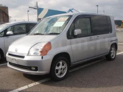 Honda Mobilio ����