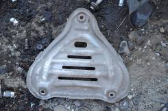 Защита выпускного коллектора. Toyota RAV4, ZSA30 Toyota Harrier, ZSU60, ZSU65 Двигатель 3ZRFAE