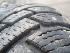 Nokian Hakkapeliitta 4. Зимние, шипованные, износ: 30%, 2 шт