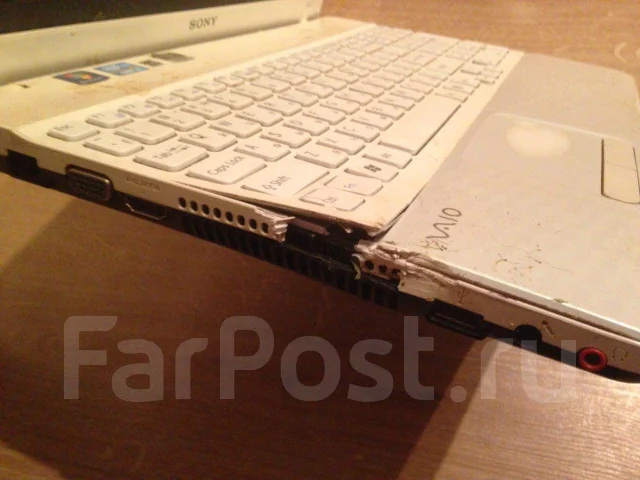 Sony VAIO PCG-71812V. 15.6", 2,3����, ��� 4 ��, ���� 1���, WiFi: 1, Bluetooth: 1, ����������� �� 3��. ����