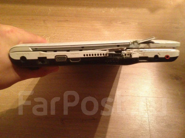 Sony VAIO PCG-71812V. 15.6", 2,3����, ��� 4 ��, ���� 1���, WiFi: 1, Bluetooth: 1, ����������� �� 3��. ����