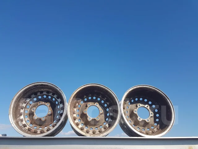 SSR. 8.0x16", 6x139.7, ET-1 ����