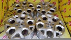 Honda. 6.5x17, 5x114.30, ET55
