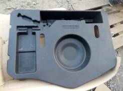 Обшивка багажника. Toyota Crown, JKS175, GS171, JZS171, JZS175W, JZS171W, JZS173W, JZS179, JZS175, JZS173 Toyota Crown Majesta, JZS179, JKS175, GS171...