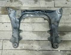 Балка под двс. Volkswagen Passat, 3B2, 3B5, 3B3, 3B, 3B6 Двигатели: AHL, APT, APR, AKN, AQD, AWM, AWL, AHU, BHW, APU, AGZ, BAU, BGC, AJM, BGW, ARM, AV...