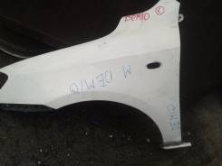 Крыло. Mazda Demio, DY3W