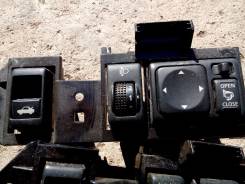 Блок управления зеркалами. Infiniti FX45, S50 Infiniti FX35, S50 Infiniti M45, Y50 Infiniti M35, Y50 Nissan Bluebird Sylphy, G11, KG11 Nissan Sylphy...