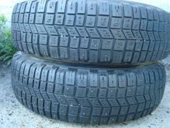 Michelin 4X4 A/T. Зимние, шипованные, износ: 30%, 2 шт