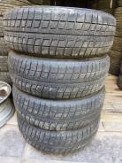 Bridgestone Blizzak Revo2. Зимние, без шипов, 2012 год, износ: 10%, 4 шт