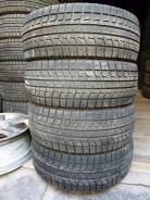 Bridgestone Blizzak Revo2. Зимние, без шипов, износ: 10%, 4 шт