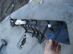 Накладка на стойку. Toyota Corolla, ADE150, NDE150, NRE150, ZRE151, ZRE152, ZRE153, ZZE150 Двигатели: 1ADFTV, 1NDTV, 1NRFE, 1ZRFAE, 1ZRFE, 2ZRFE, 3ZRF...
