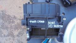 Корпус салонного фильтра. Mitsubishi Pajero, H65W, H66W, H67W, H76W, H77W Mitsubishi Pajero Pinin, H66W, H67W, H76W, H77W Mitsubishi Pajero iO, H61W...