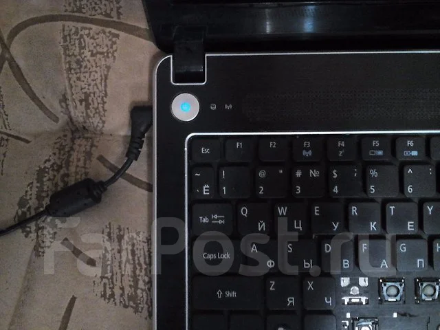 eMachines D440. 15.6", ���� 320��� ����