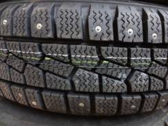 Kumho I'Zen Stud KW11. Зимние, без шипов, 2016 год, без износа, 1 шт