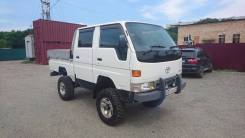 Toyota Hiace. На мостах 4х4, 2 800 куб. см., 1 250 кг.