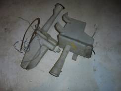 Бачок стеклоомывателя. Nissan Bluebird Sylphy, QG10 Nissan Sunny, FB15