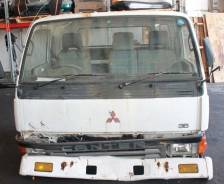 Кабина. Mitsubishi Canter