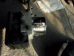 Насос abs. Audi A3, 8P1 Audi A5 Volkswagen Touran Volkswagen Golf Volkswagen Eos Volkswagen Jetta SEAT Toledo SEAT Altea SEAT Leon, 1P1 Двигатели: ABS...