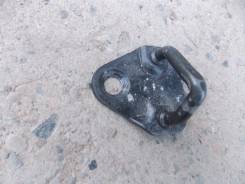Крепление двери багажника. Toyota Gaia, SXM10, SXM15G, SXM10G, SXM15
