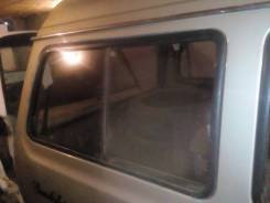 Стекло боковое. Nissan Vanette, KMC120