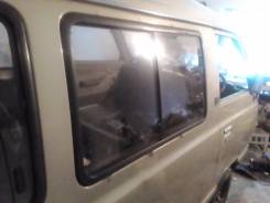 Стекло боковое. Nissan Vanette, KMC120