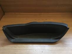 Подножка. Nissan Homy Elgrand, ALE50, AVWE50, AVE50, ALWE50 Nissan Elgrand, ATE50, APE50, AVWE50, AVE50, ALE50, ALWE50, APWE50, ATWE50 Isuzu Fargo Fil...
